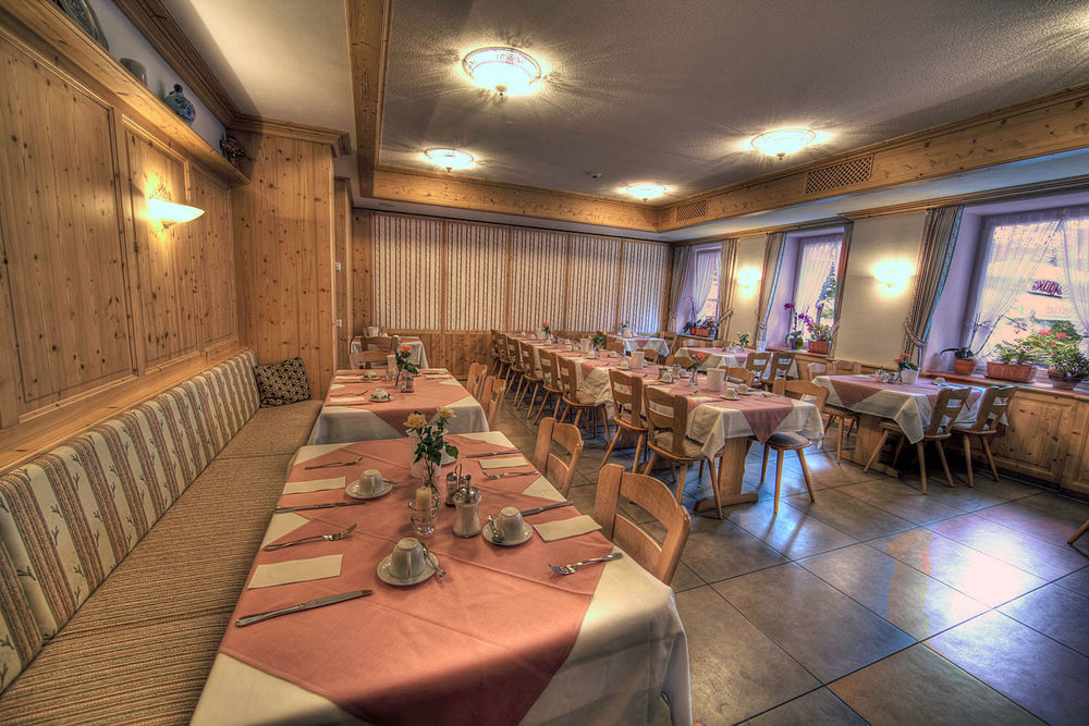 Hotel Restaurant Schwoerer Ленцкирх Экстерьер фото