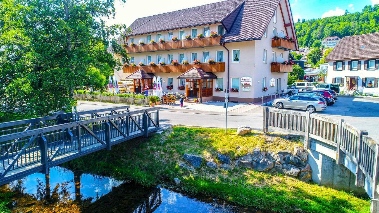 Hotel Restaurant Schwoerer Ленцкирх Экстерьер фото